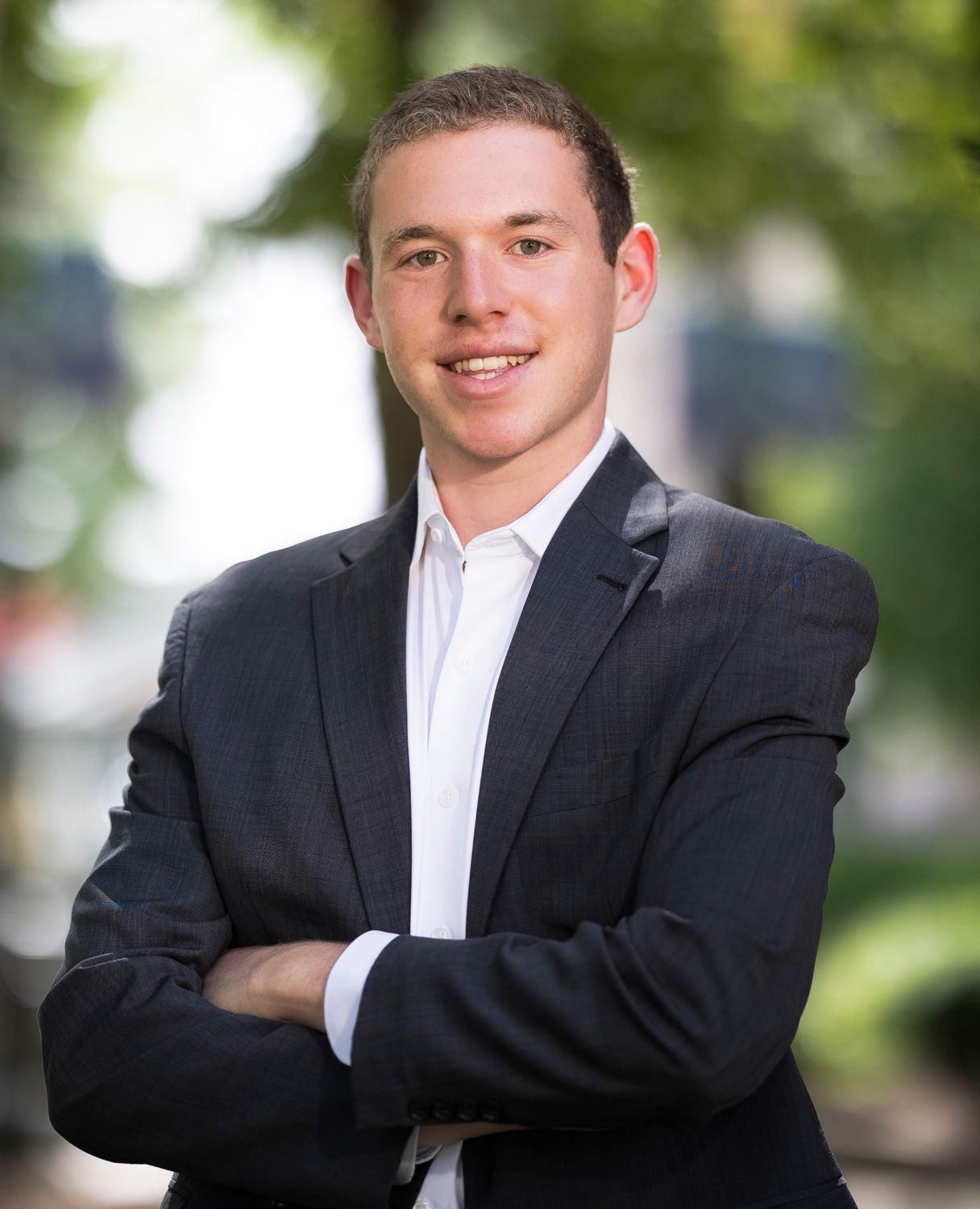 Headshot Photo of Jonah Cohen