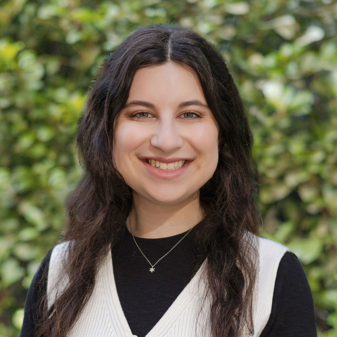 Headshot photo of Jennie Neuman