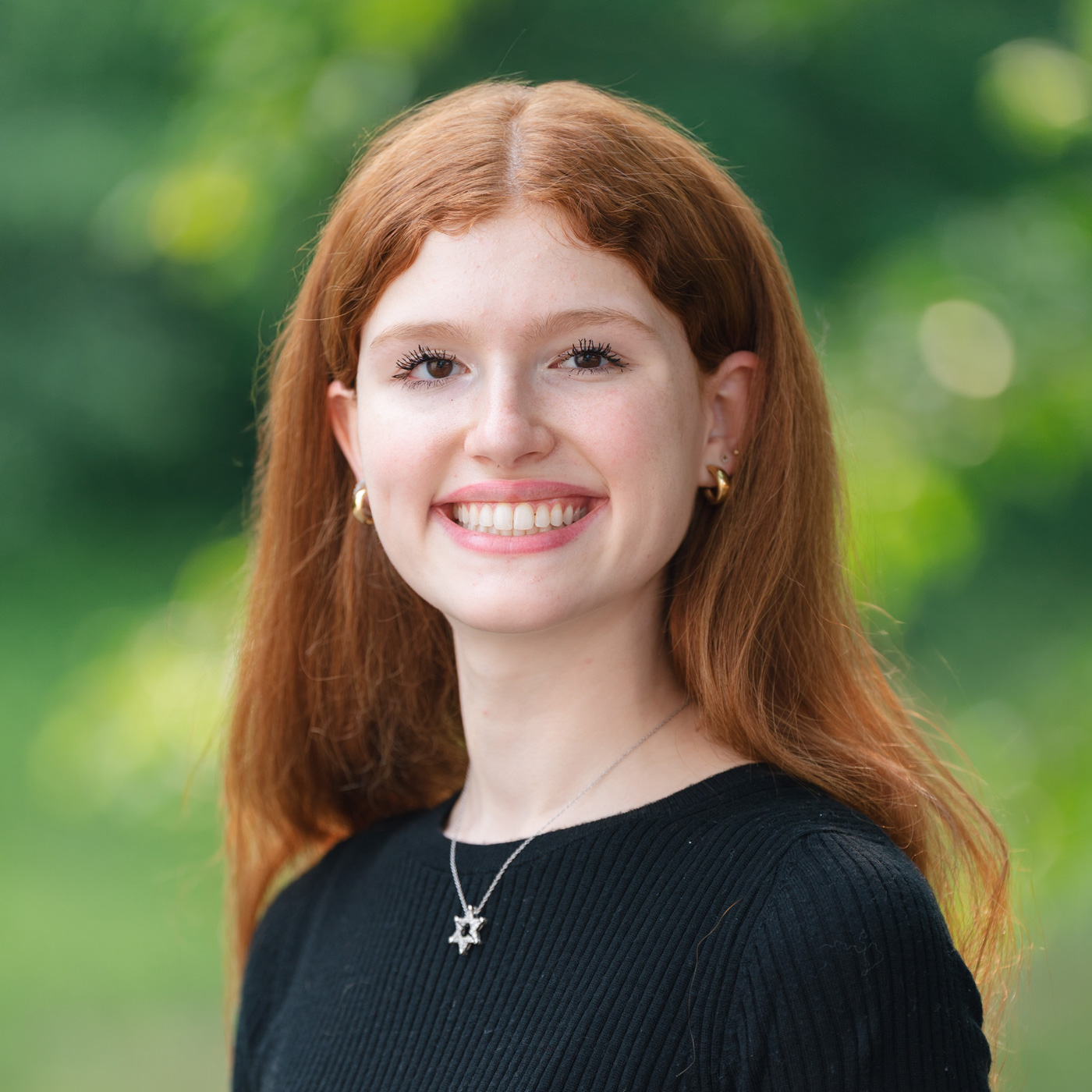 Headshot photo of Anya Kleinman