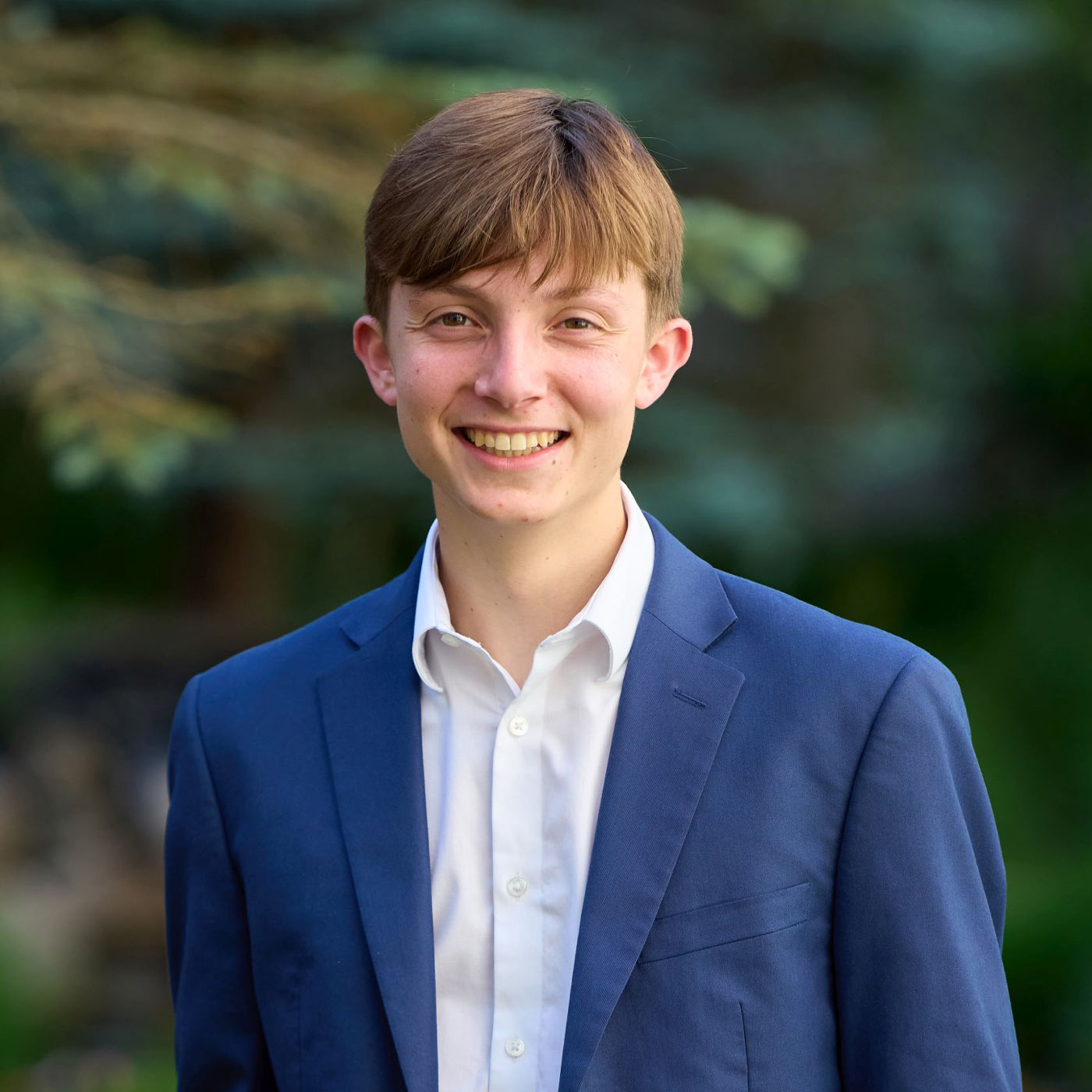 Headshot Photo of Jake Davidson