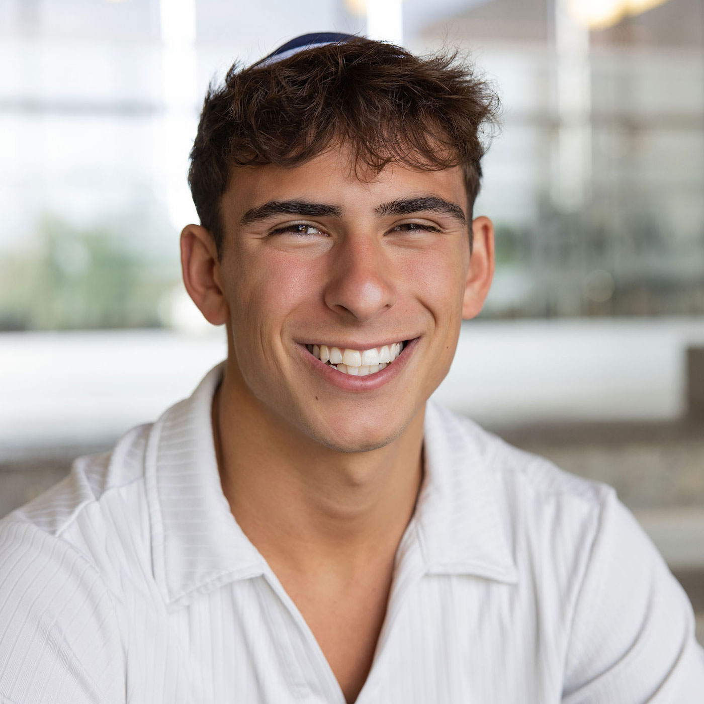 Headshot Photo of Jacob Shoag